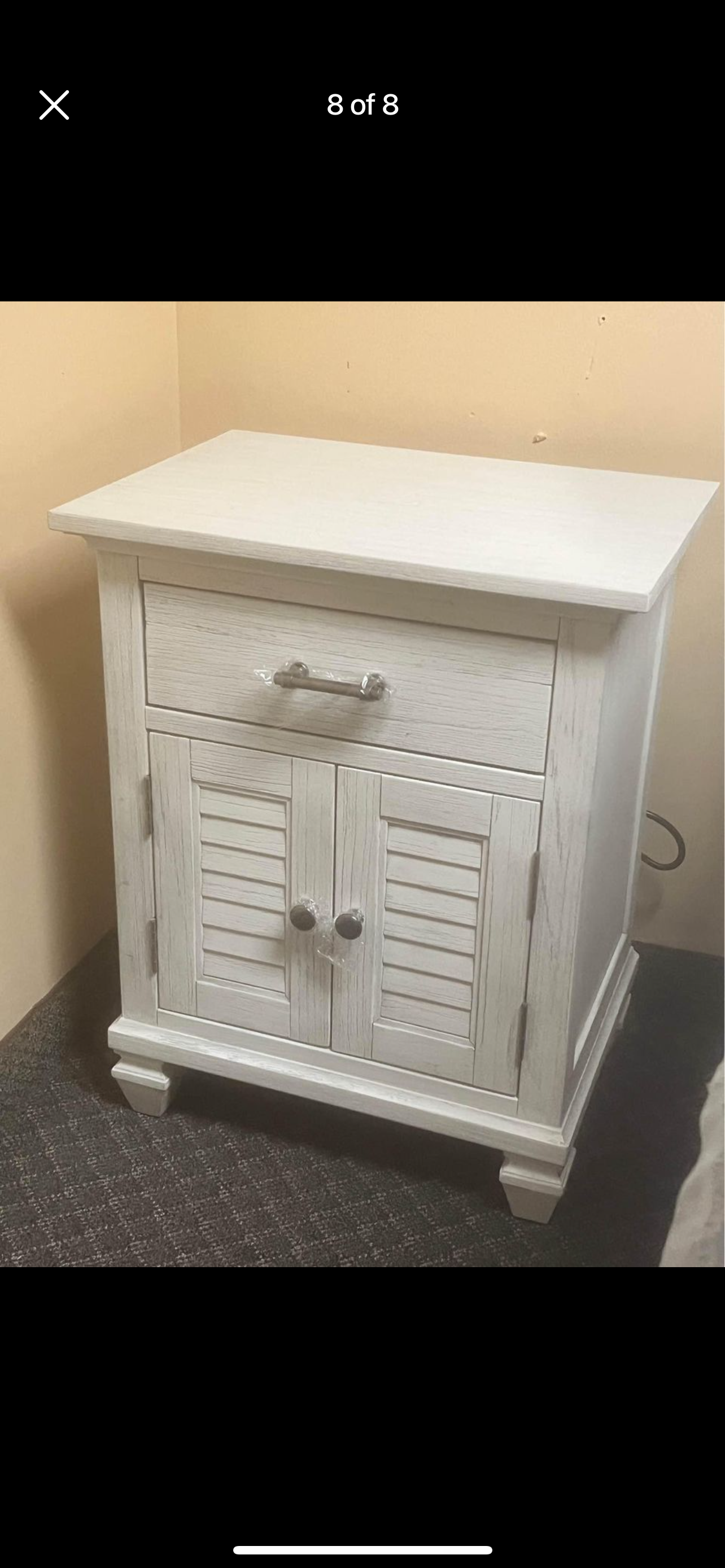 Brand New Sea Winds Surfside Weathered White Pair of Night Stands