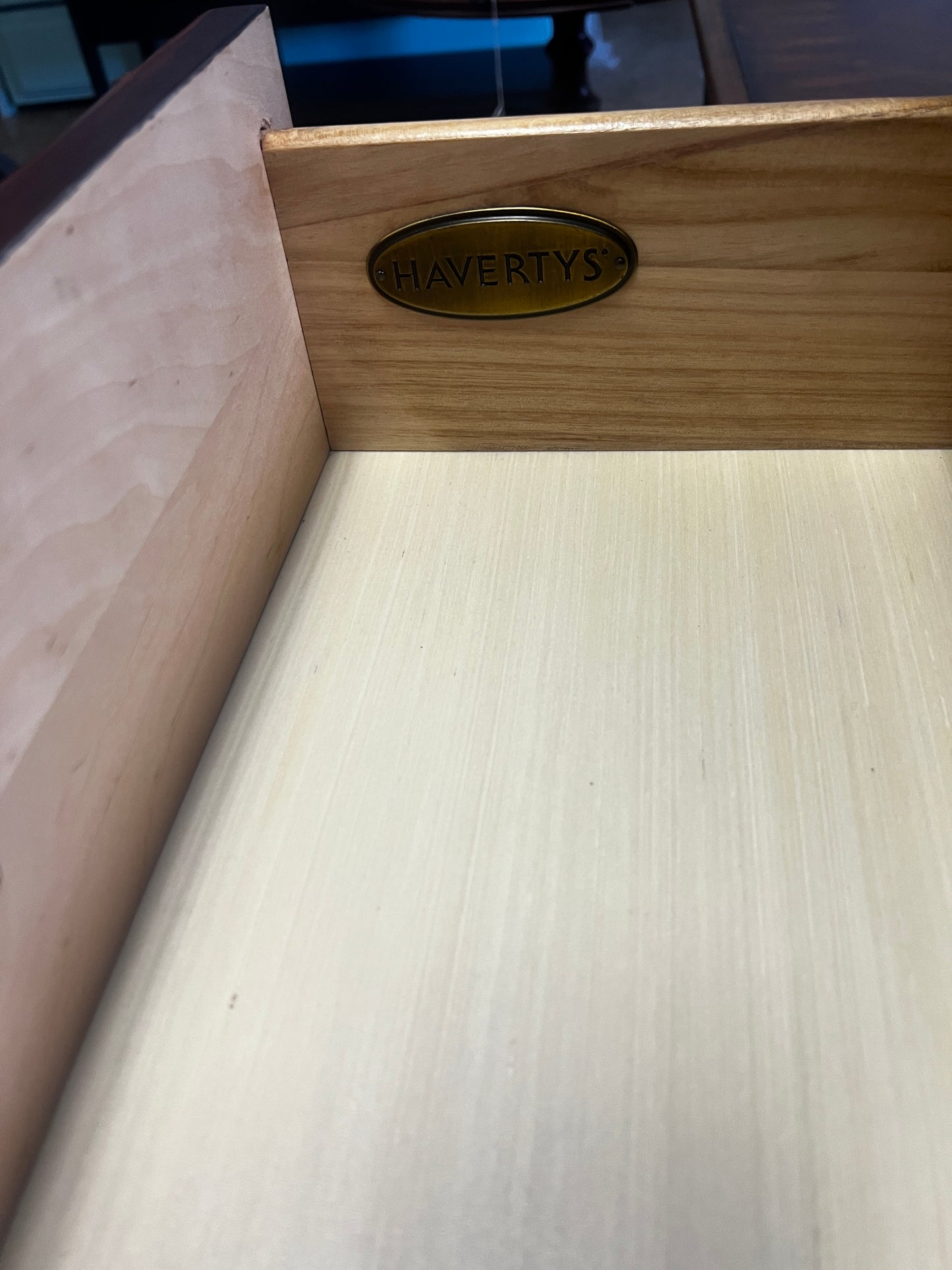 3 PC Bamboo Harverty's Dark Wood Bedroom Set.