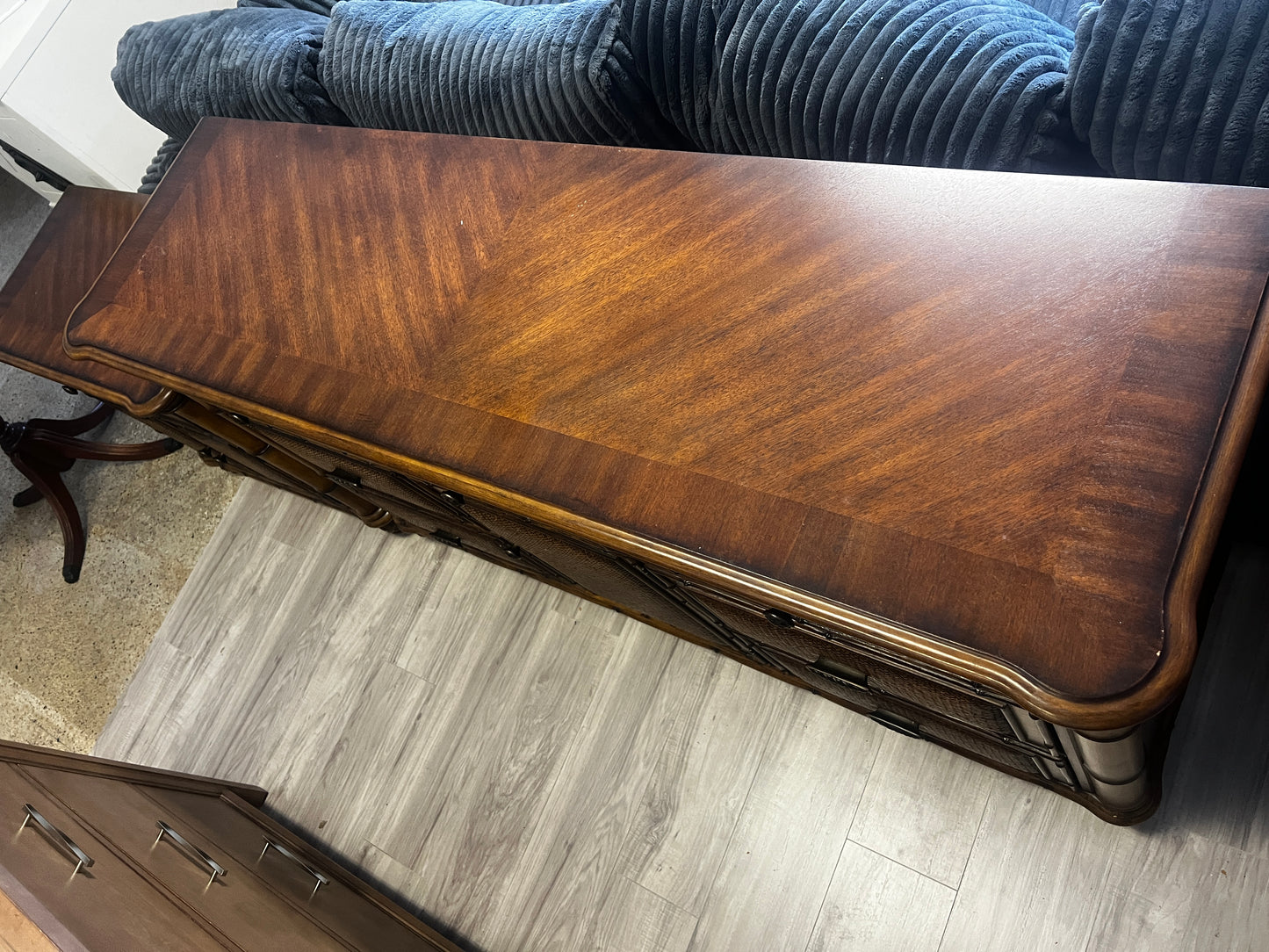 3 PC Bamboo Harverty's Dark Wood Bedroom Set.