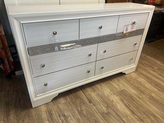New Sadeel 6 Drawer Dresser with 2 Hidden Jewelry Drawers
