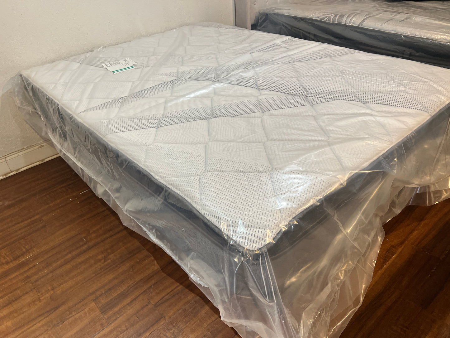 Brand new Jamison Verdi Square queen pillow-top mattress