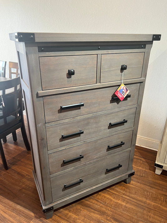 Brand New Solid Wood Rustic Grey Barndoor 2 Over 4 Chest of drawers